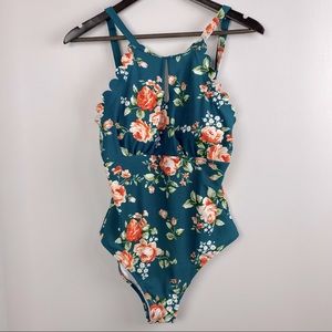 CUPSHE - One Piece Halter Top Floral Bathing Suit - Large